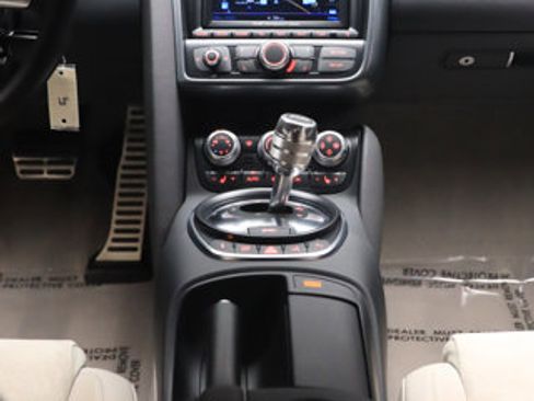 Used 2009 Audi R8 V8 image 65