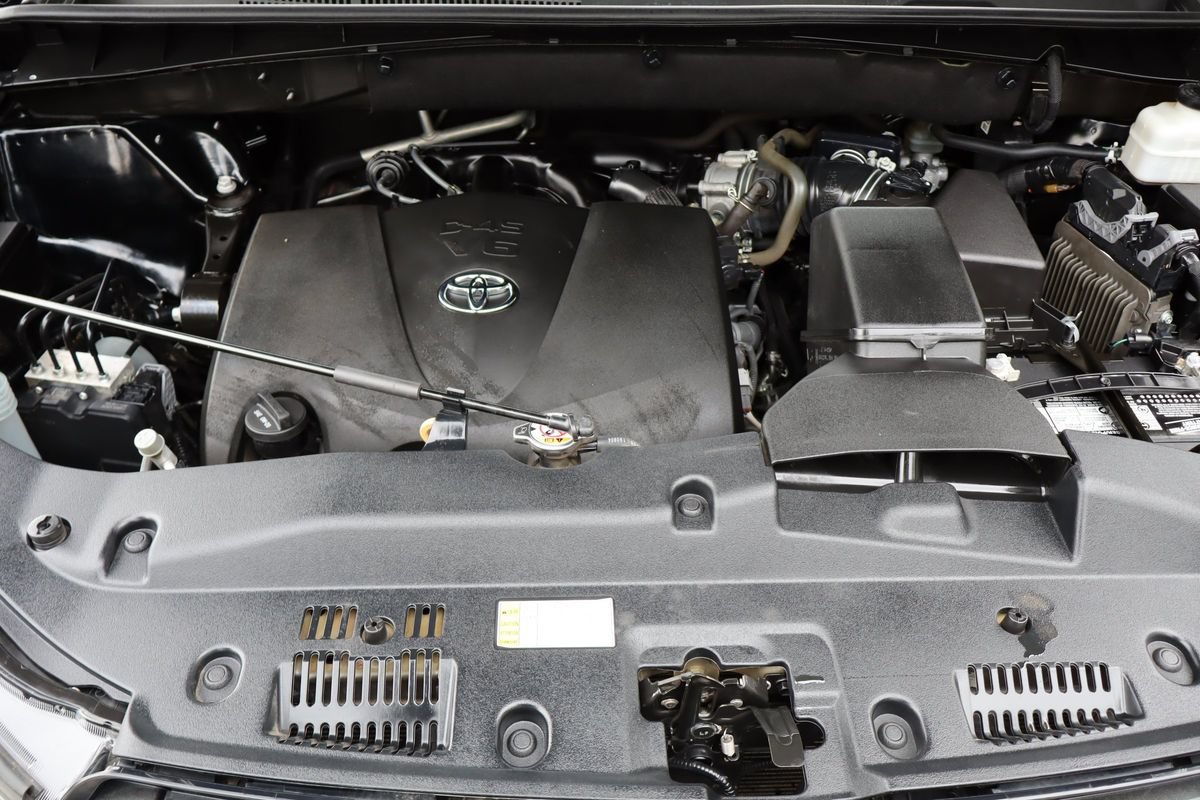 Used 2019 Toyota Highlander SE AWD/4WD image 49