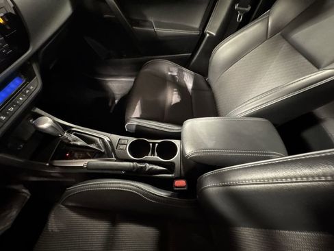 Used 2015 Toyota Corolla S image 27