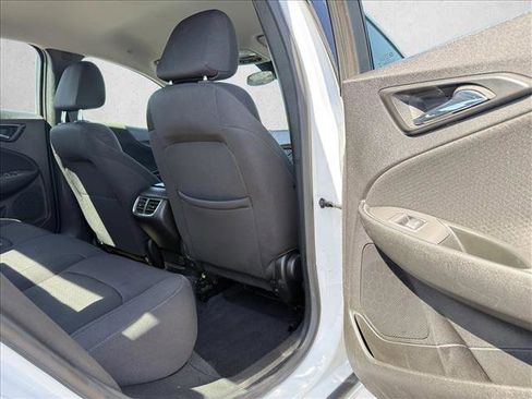 Used 2024 Chevrolet Malibu LT FWD image 23