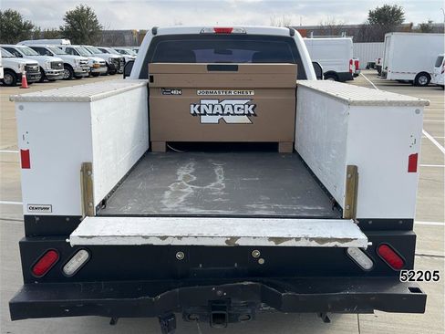 Used 2019 Ford F250 XL w/ Power Equipment Group image 3