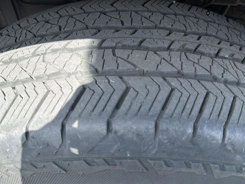 Used 2023 Ford F150 Lariat w/ Equipment Group 502A High AWD/4WD image 18