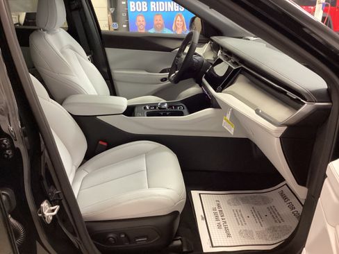New 2026 Jeep Cherokee Limited AWD/4WD image 34