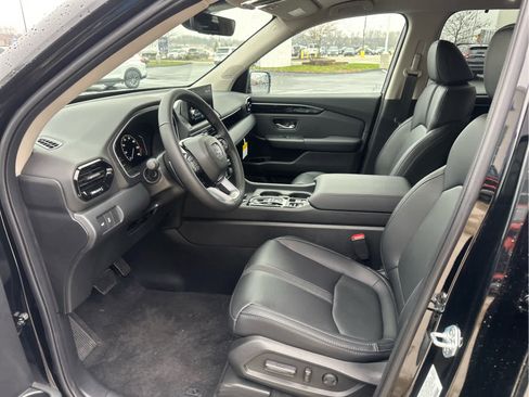 New 2025 Honda Pilot Touring image 22