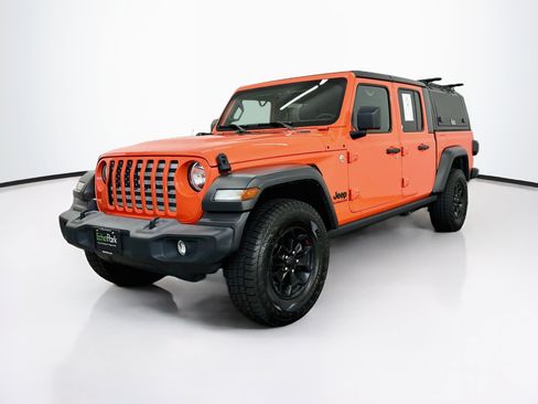 Used 2020 Jeep Gladiator Sport w/ Quick Order Package 24S AWD/4WD image 3