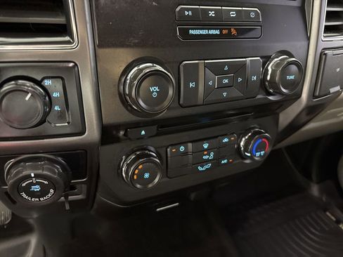 Used 2018 Ford F150 XLT w/ Trailer Tow Package AWD/4WD image 40