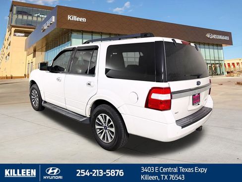 Used 2017 Ford Expedition XLT w/ Equipment Group 202A RWD image 5