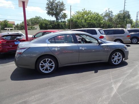 Used 2014 Nissan Maxima 3.5 SV w/ Technology Package image 9