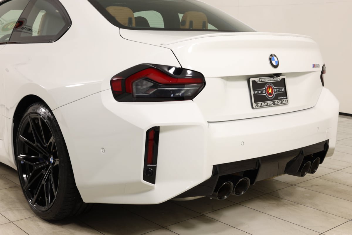 Used 2024 BMW M2 w/ Lighting Package RWD image 44