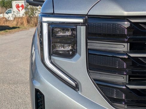 New 2026 GMC Sierra 1500 Elevation w/ Elevation Premium Package image 10