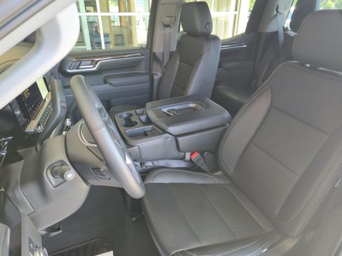 Used 2025 GMC Sierra 1500 Elevation AWD/4WD image 12