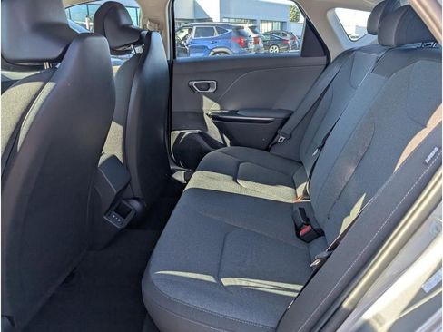 New 2025 Kia K4 LXS image 9