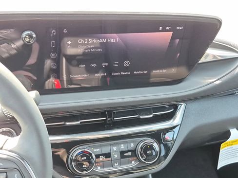 New 2026 Buick Envista Sport Touring image 13