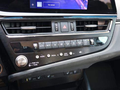 Used 2024 Lexus ES 350 w/ Premium Package FWD image 24