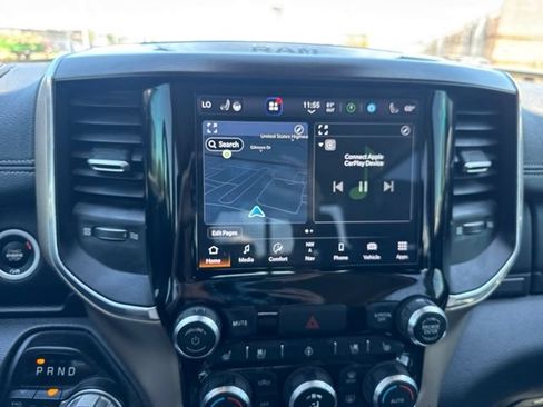 Used 2022 RAM 1500 Laramie AWD/4WD image 16