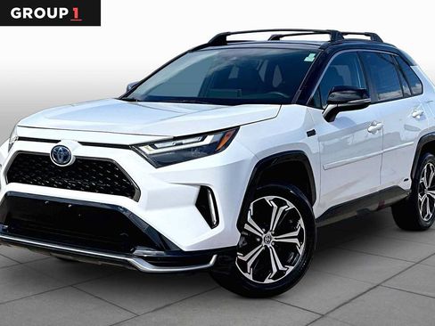 Used 2022 Toyota RAV4 XSE w/ Weather Package AWD/4WD image 1