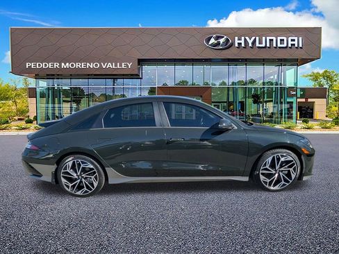 Used 2023 Hyundai Ioniq 6 SEL image 3