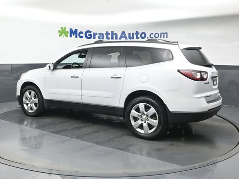 Used 2017 Chevrolet Traverse LT w/ Style and Technology Package image 23