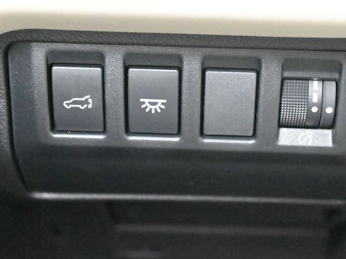 New 2025 Subaru Ascent Limited image 38