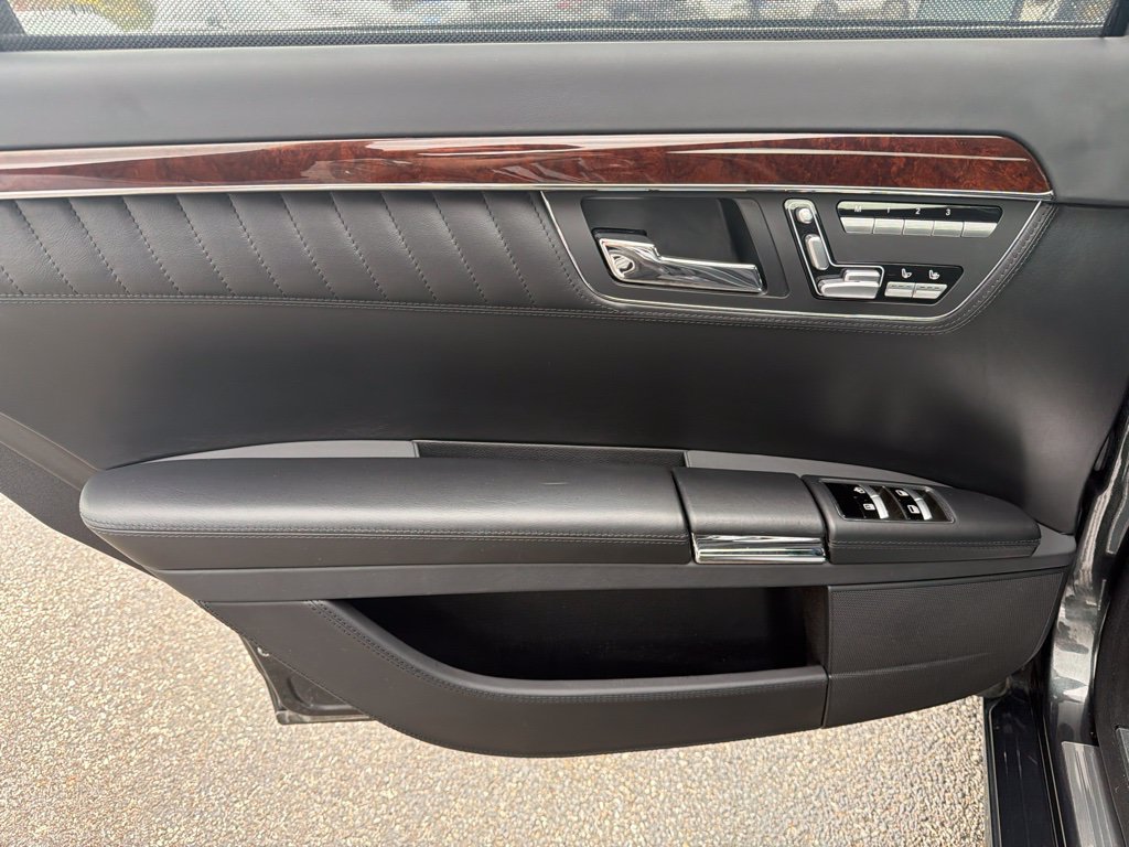 Used 2013 Mercedes-Benz S 550 4MATIC image 13
