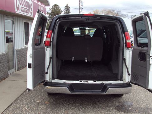 Used 2014 Chevrolet Express 1500 LT w/ LT Preferred Equipment Group image 8