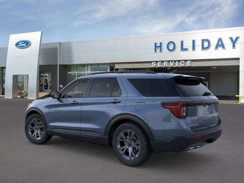 New 2026 Ford Explorer Active w/ Active Comfort Package image 4
