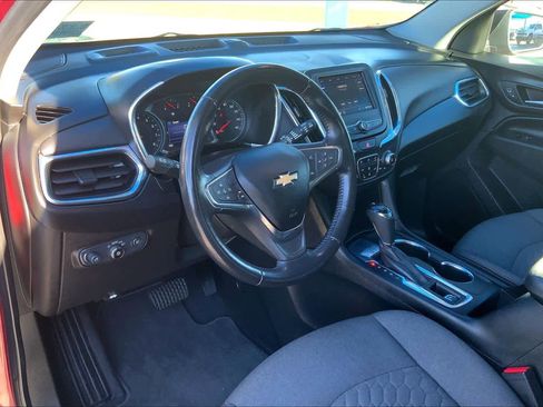 Used 2021 Chevrolet Equinox LT image 17