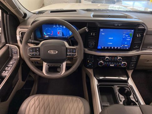 New 2026 Ford F350 Platinum w/ Platinum Plus Package AWD/4WD image 11