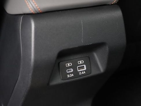 Used 2025 Subaru Crosstrek 2.5i Limited AWD/4WD image 16
