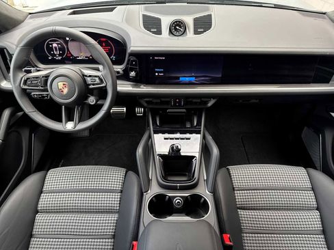 Certified 2026 Porsche Cayenne GTS image 6
