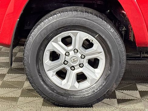 Used 2019 Toyota 4Runner SR5 image 22