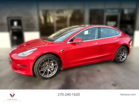 Used 2020 Tesla Model 3 Standard Range Plus image 1