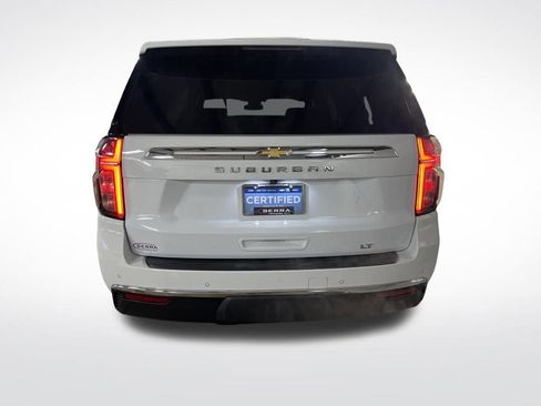 Certified 2024 Chevrolet Suburban LT image 4