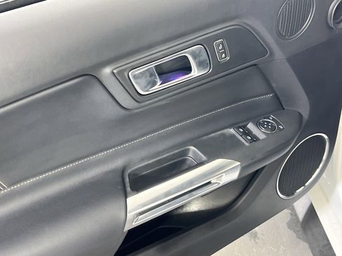 Used 2019 Ford Mustang GT Premium image 18