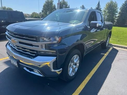 Used 2019 Chevrolet Silverado 1500 LTZ w/ LTZ Plus Package AWD/4WD image 3