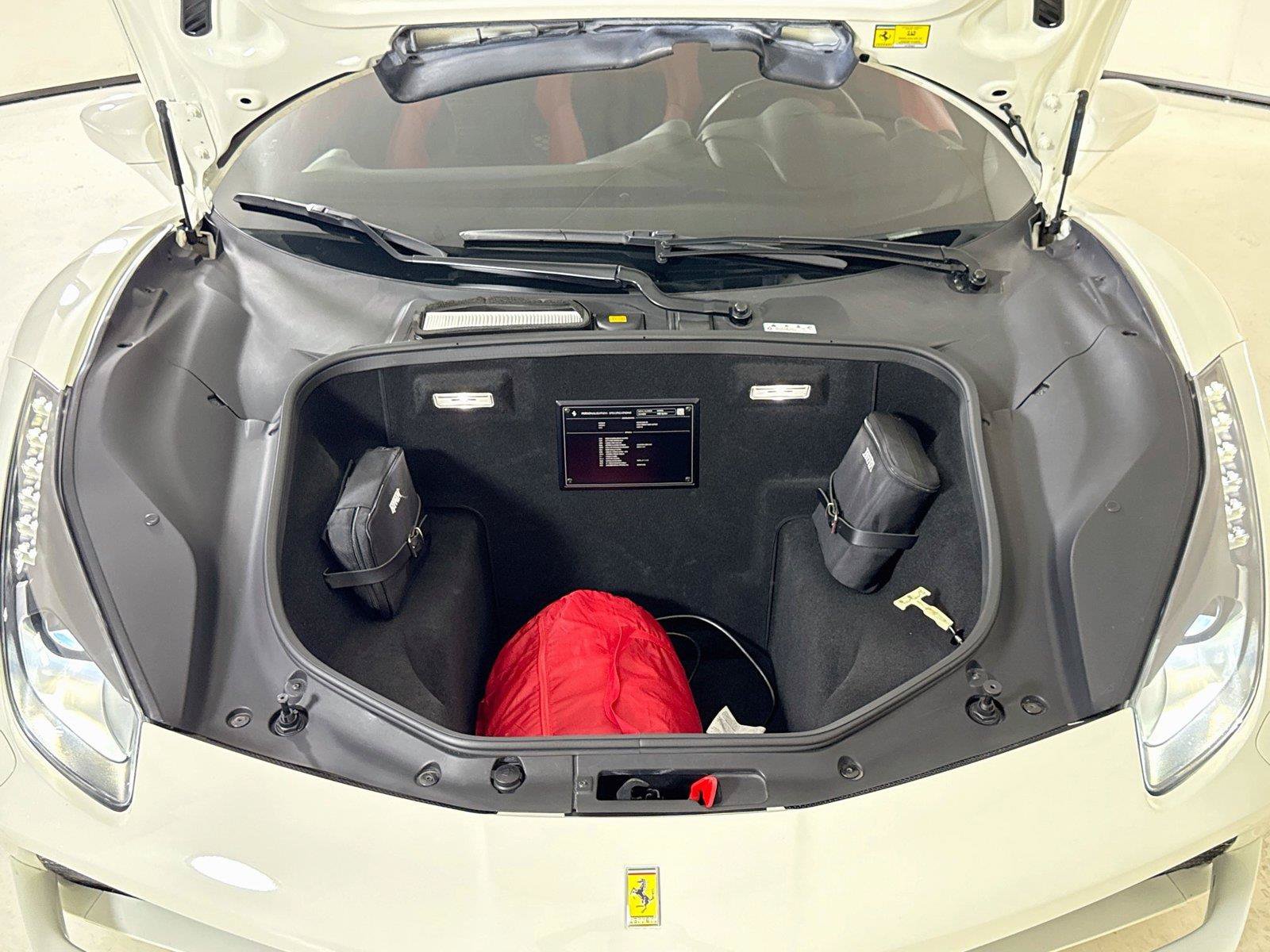 Used 2019 Ferrari 488 Spider RWD image 33