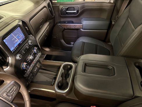 Used 2022 GMC Sierra 1500 Denali w/ Denali Reserve Package AWD/4WD image 17