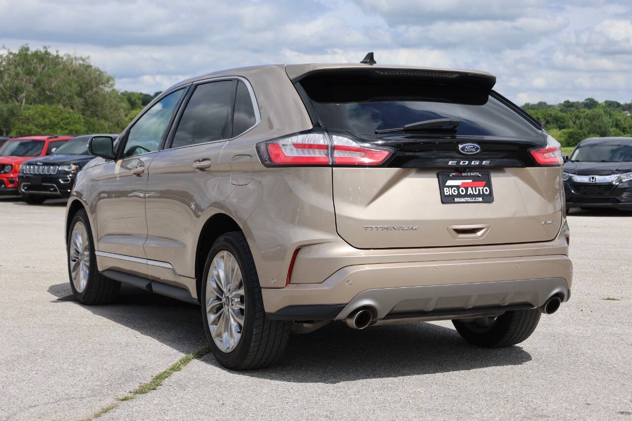 Used 2021 Ford Edge Titanium w/ Equipment Group 301A AWD/4WD image 11