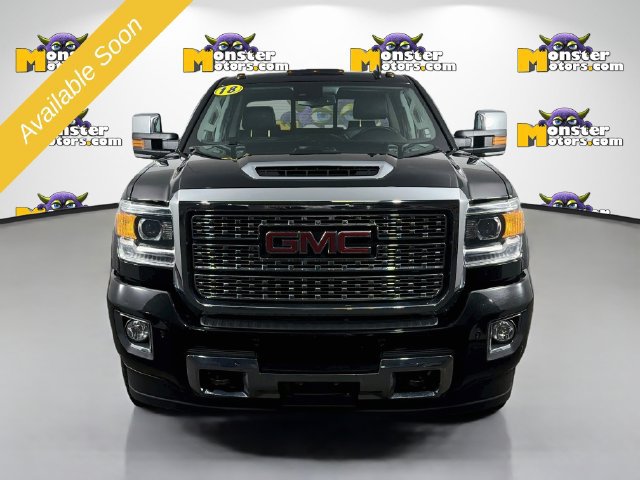 Used 2018 GMC Sierra 2500 Denali w/ Suspension Package, Off-Road AWD/4WD image 2