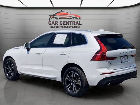 Used 2019 Volvo XC60 T6 Momentum w/ Premium Package AWD/4WD image 3