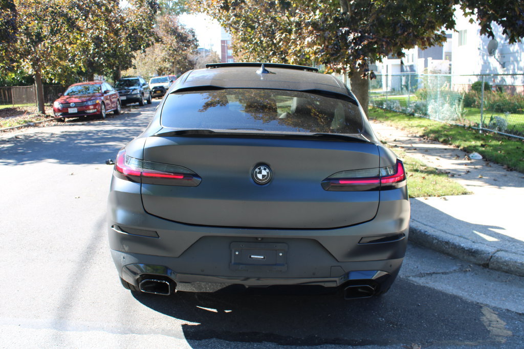 Used 2023 BMW X4 xDrive30i AWD/4WD image 7