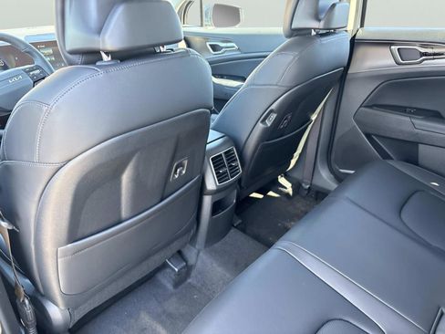 New 2026 Kia Sportage EX image 17