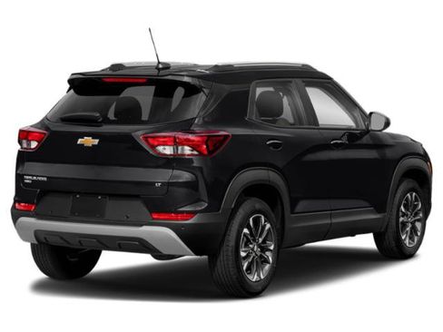 Used 2021 Chevrolet TrailBlazer LT AWD/4WD image 2