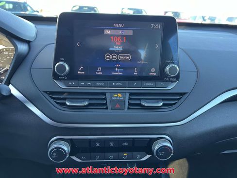 Used 2022 Nissan Altima 2.5 SV image 27