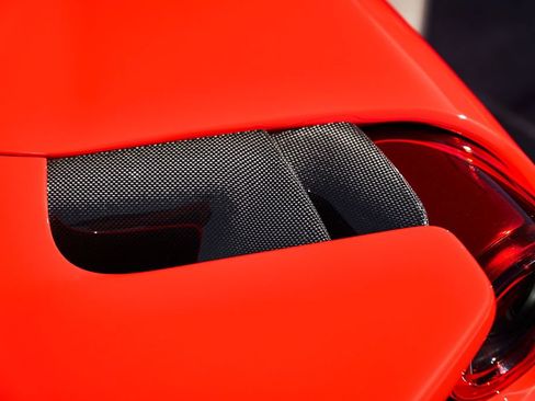 Used 2020 Ferrari 488 Pista Coupe RWD image 16