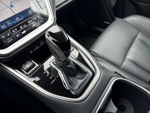 Used 2025 Subaru Outback Touring XT image 28