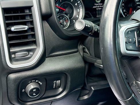 Used 2022 RAM 1500 Big Horn w/ Night Edition RWD image 11