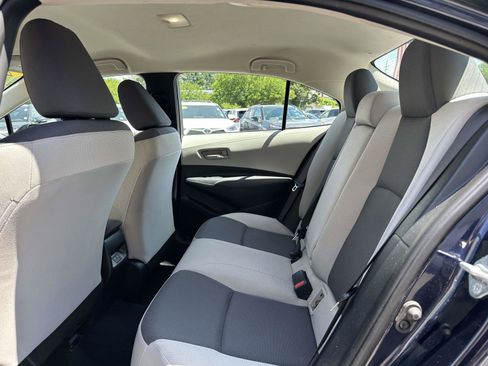 Used 2024 Toyota Corolla LE FWD image 11