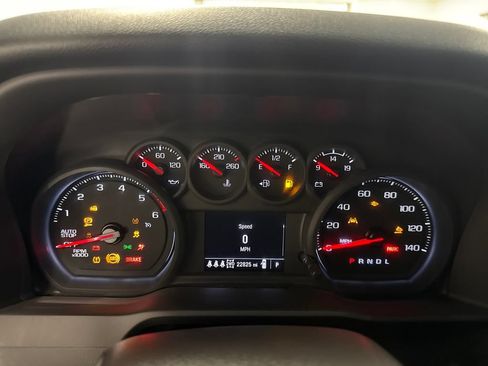 Used 2025 Chevrolet Silverado 1500 Custom Trail Boss AWD/4WD image 14