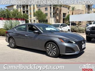 Used 2025 Nissan Altima 2.5 SV FWD video 1